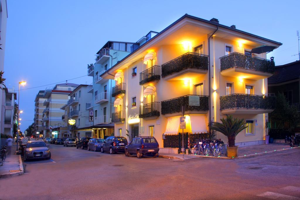 Casa Vacanze Villa Spina San Benedetto del Tronto Szoba fotó