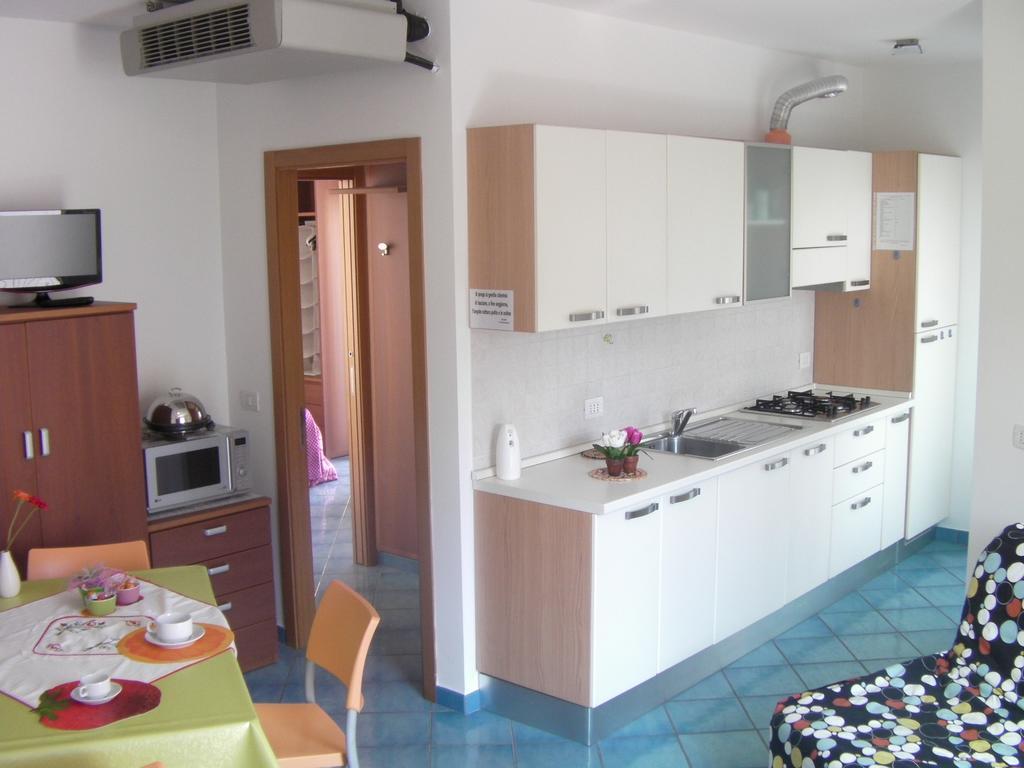 Casa Vacanze Villa Spina San Benedetto del Tronto Szoba fotó