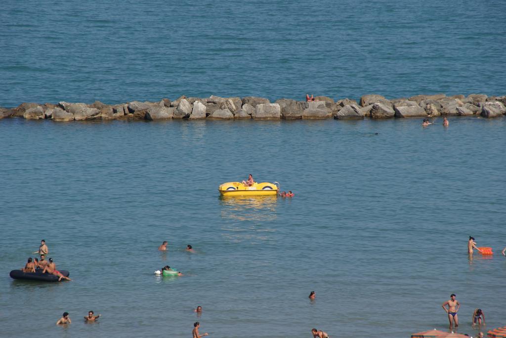 Casa Vacanze Villa Spina San Benedetto del Tronto Kültér fotó